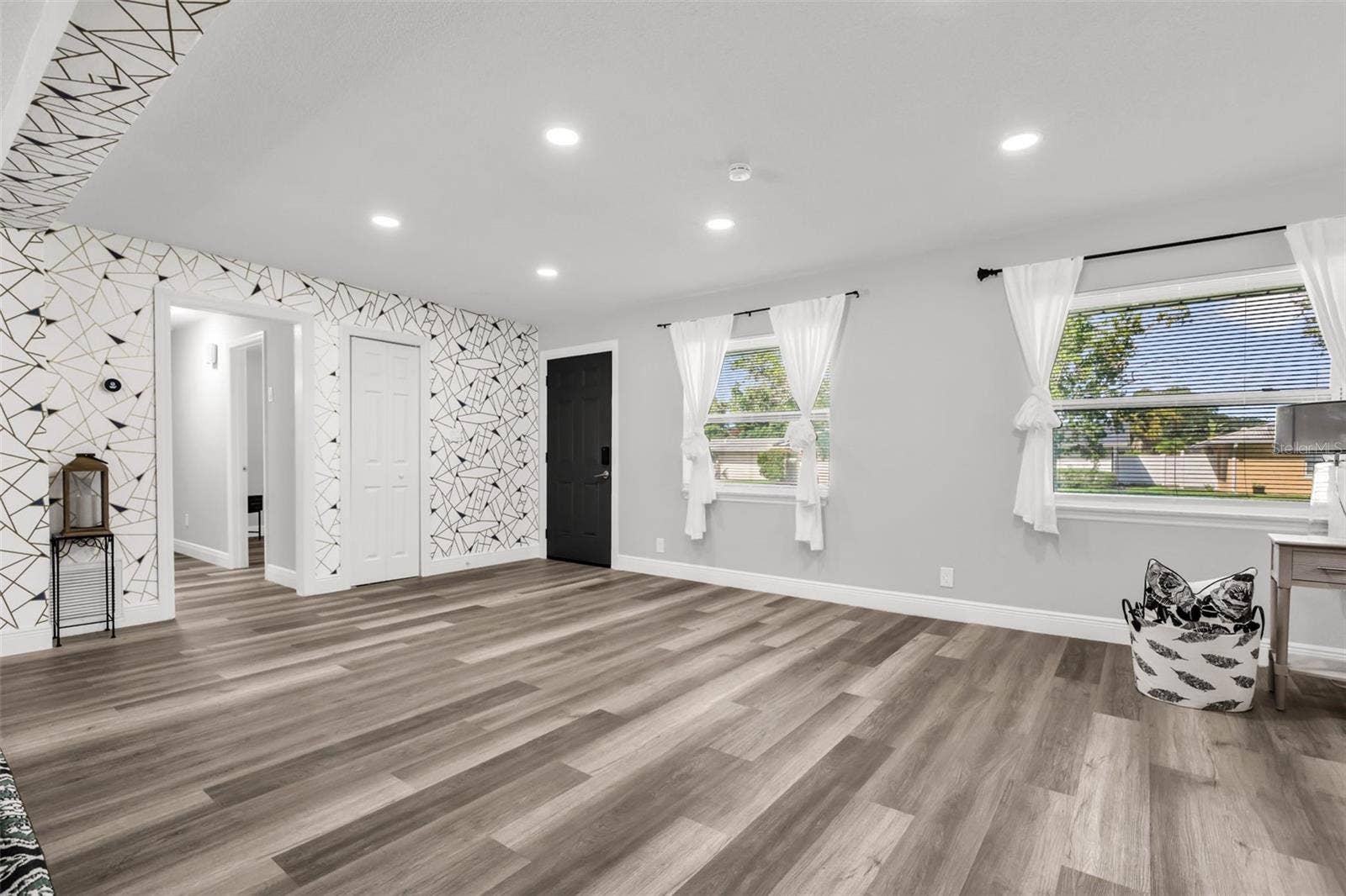 274 N RANGER BOULEVARD, Winter Park, FL 32792 274 N RANGER BOULEVARD, Winter Park, FL 32792