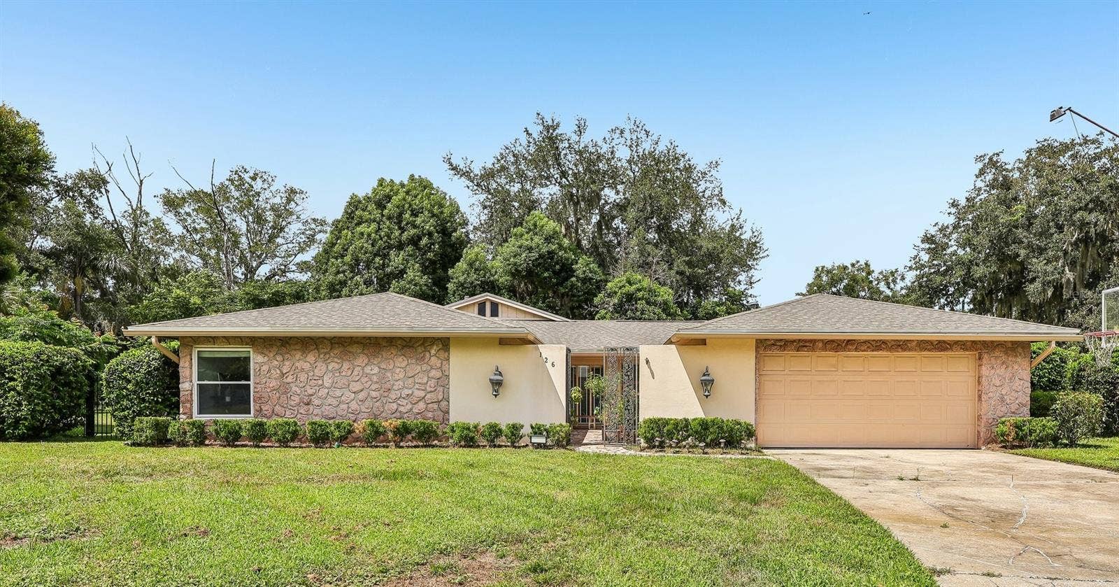 126 HEATHER HL, Longwood, FL 32750 Front of Home