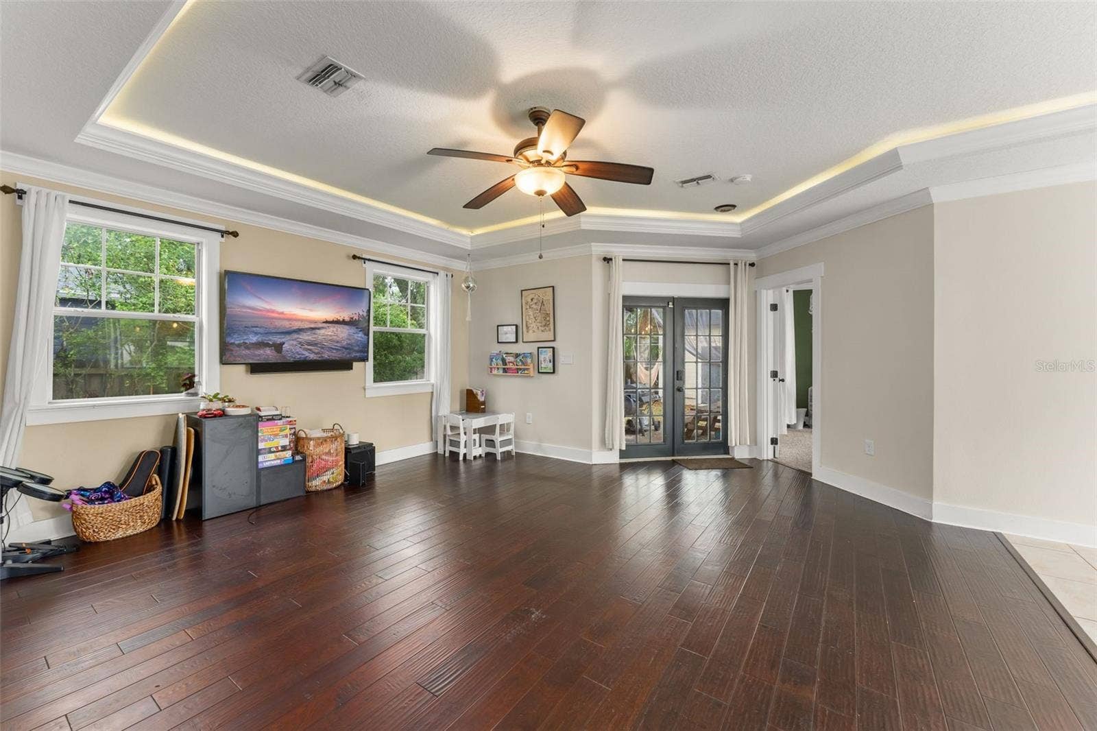 1527 MOUNT VERNON STREET, Orlando, FL 32803 Family Room