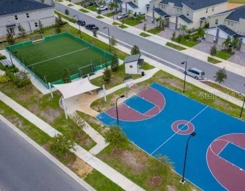 949 LEADER STREET, Davenport, FL 33896 Soccer & Basketball Courts