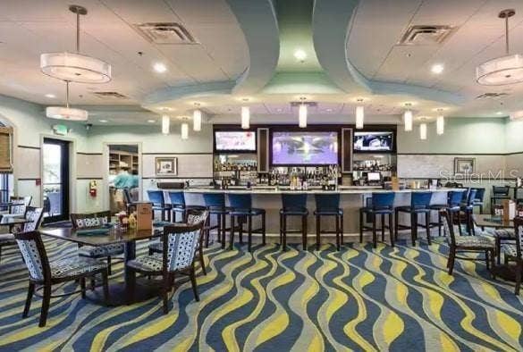 949 LEADER STREET, Davenport, FL 33896 Oasis Restaurant