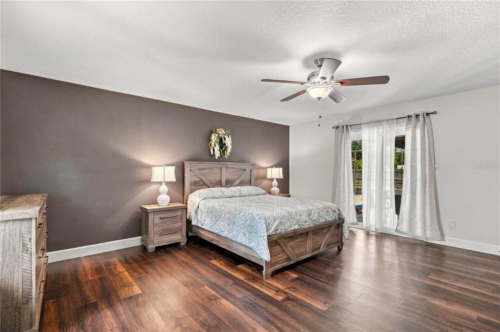 6610 ORANGE KNOLL DRIVE, Belle Isle, FL 32812 6610 ORANGE KNOLL DRIVE, Belle Isle, FL 32812