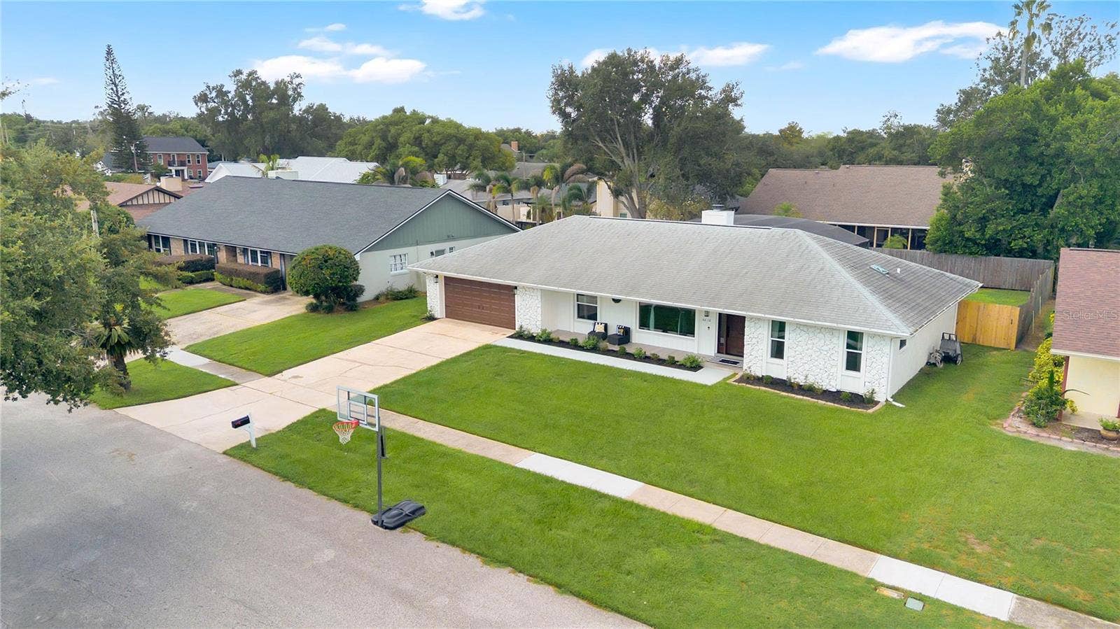 6610 ORANGE KNOLL DRIVE, Belle Isle, FL 32812 6610 ORANGE KNOLL DRIVE, Belle Isle, FL 32812