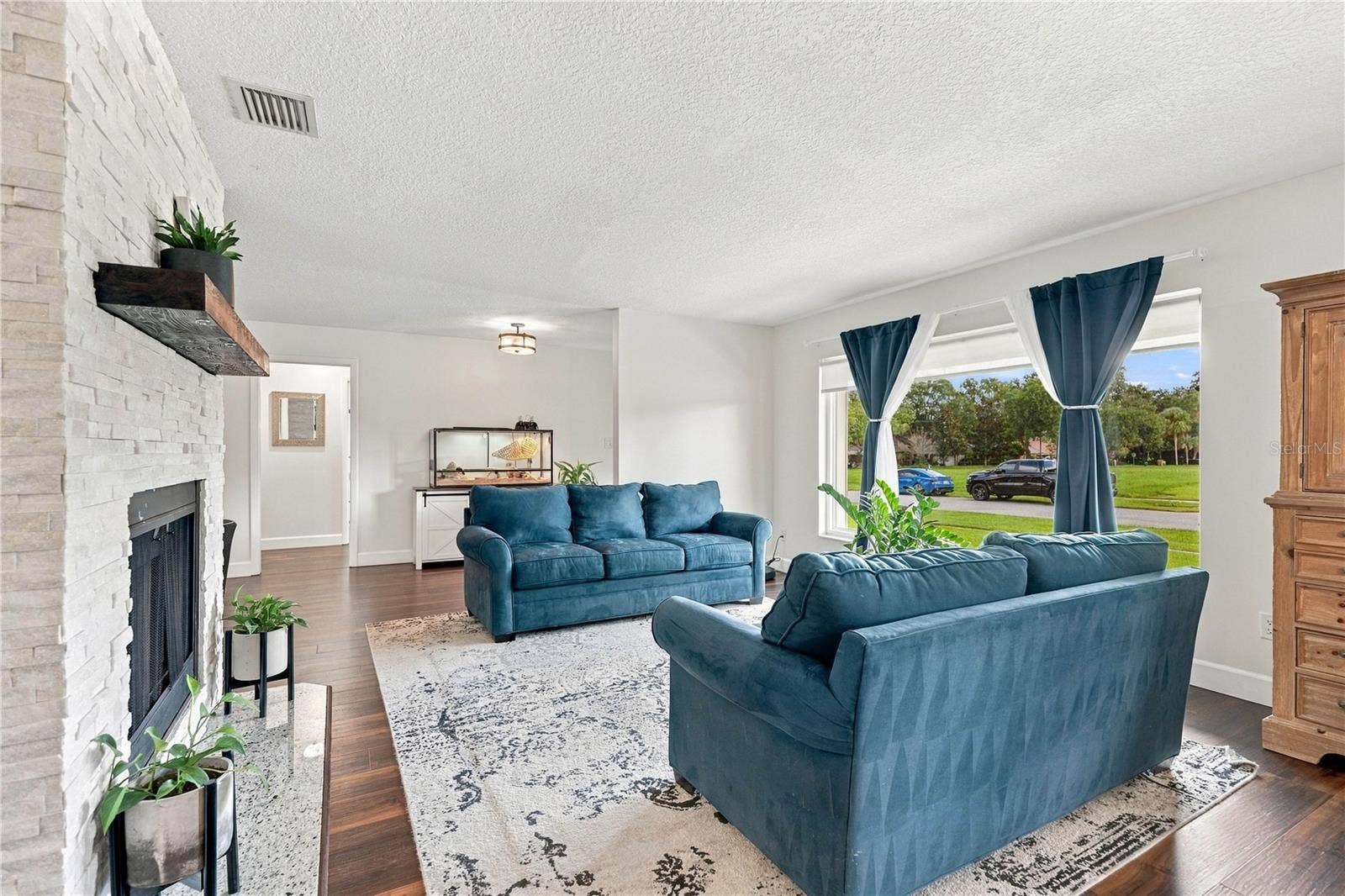 6610 ORANGE KNOLL DRIVE, Belle Isle, FL 32812 6610 ORANGE KNOLL DRIVE, Belle Isle, FL 32812