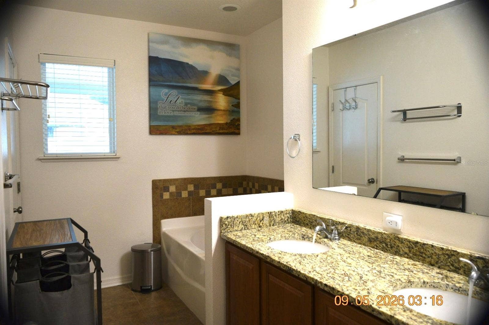 139 W FIESTA KEY LOOP W, Deland, FL 32720 139 W FIESTA KEY LOOP W, Deland, FL 32720