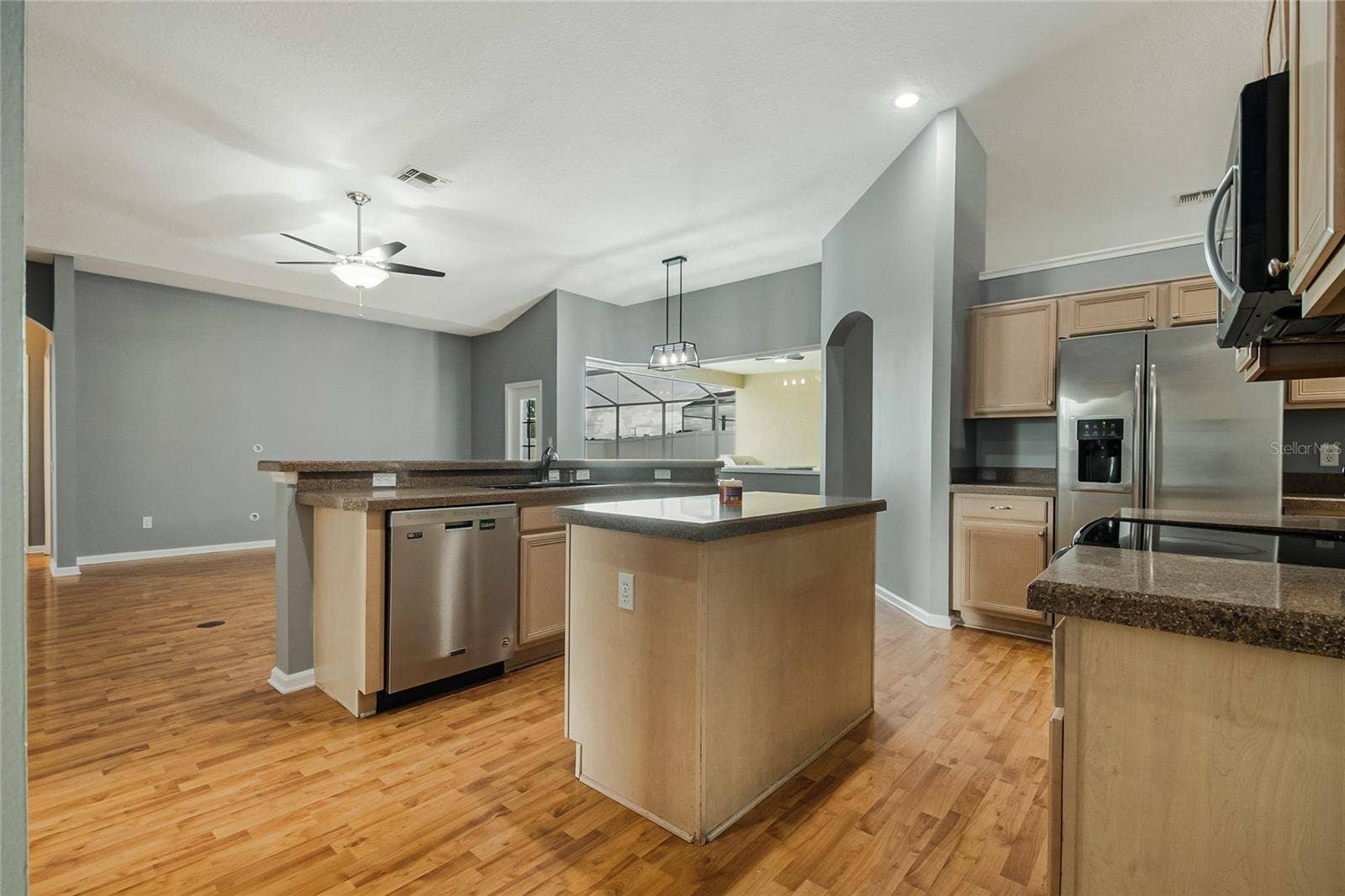 116 OAK GROVE CIRCLE, Lake Mary, FL 32746 116 OAK GROVE CIRCLE, Lake Mary, FL 32746