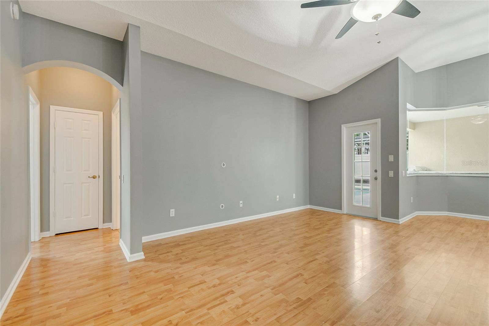 116 OAK GROVE CIRCLE, Lake Mary, FL 32746 116 OAK GROVE CIRCLE, Lake Mary, FL 32746