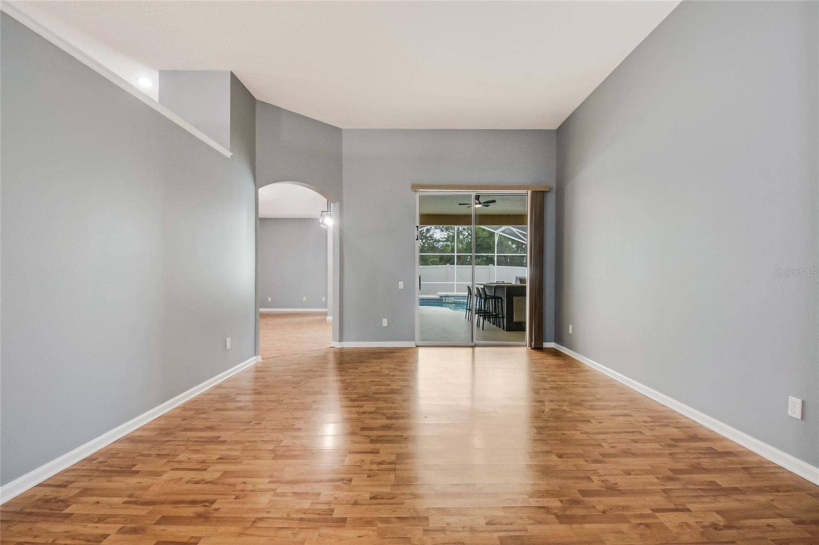 116 OAK GROVE CIRCLE, Lake Mary, FL 32746 116 OAK GROVE CIRCLE, Lake Mary, FL 32746