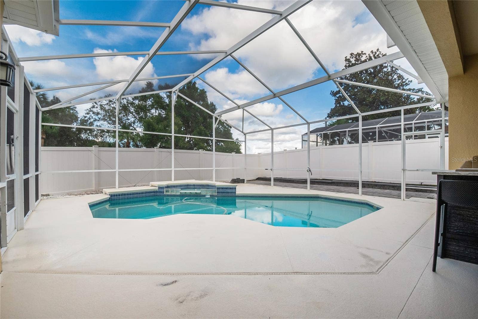 116 OAK GROVE CIRCLE, Lake Mary, FL 32746 Spacious patio perfect for entertaining