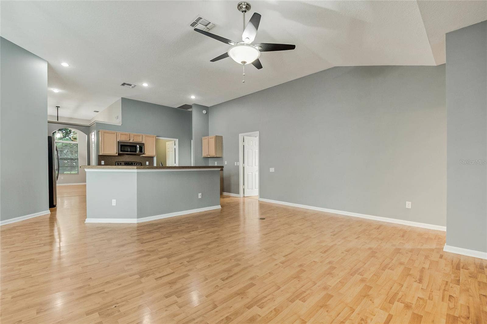 116 OAK GROVE CIRCLE, Lake Mary, FL 32746 116 OAK GROVE CIRCLE, Lake Mary, FL 32746