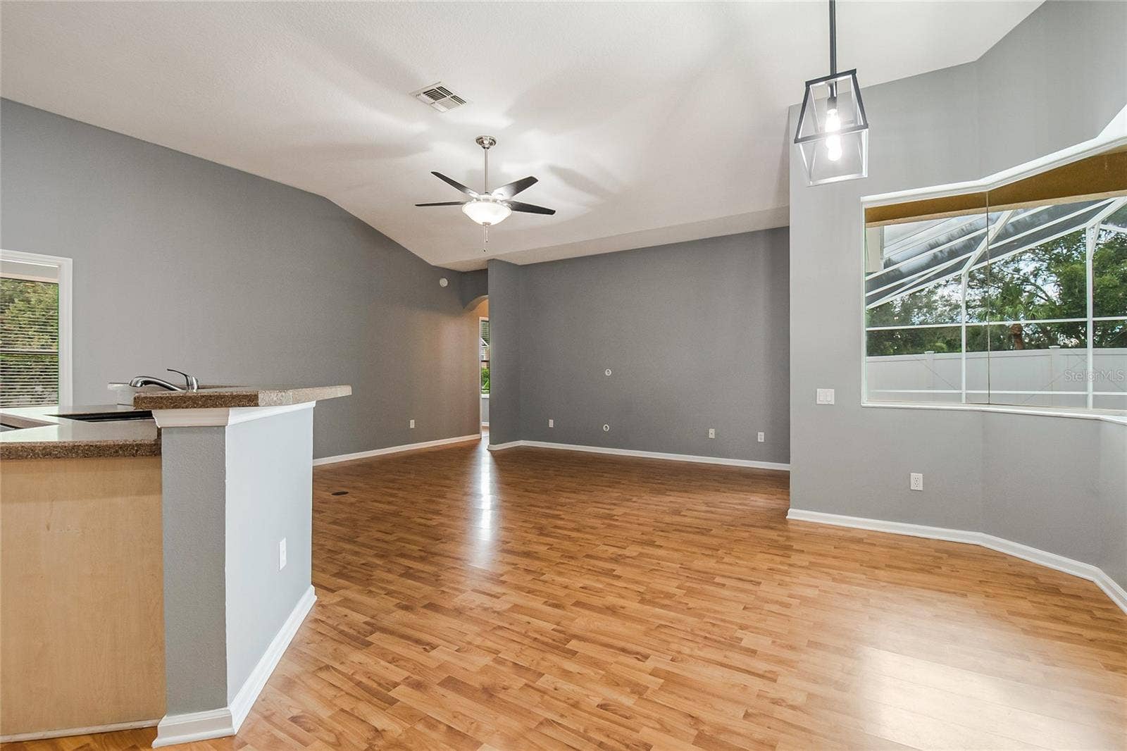 116 OAK GROVE CIRCLE, Lake Mary, FL 32746 Family Room and Kitchen Combo