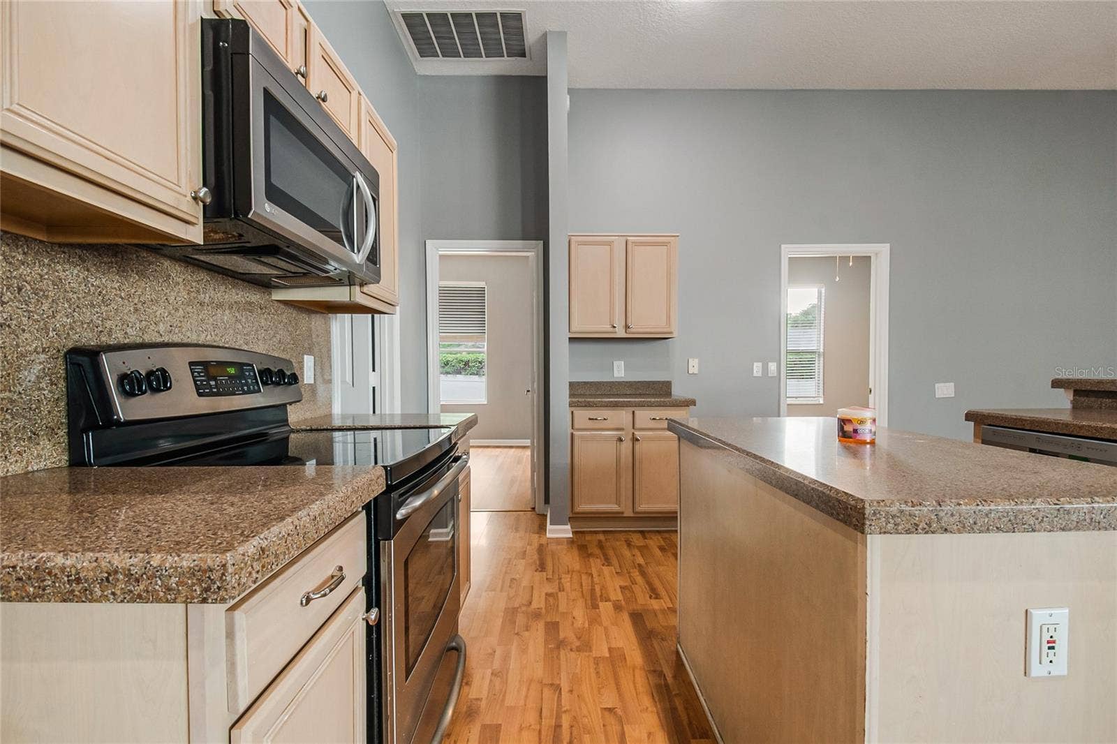 116 OAK GROVE CIRCLE, Lake Mary, FL 32746 Stainless Steel Appliances