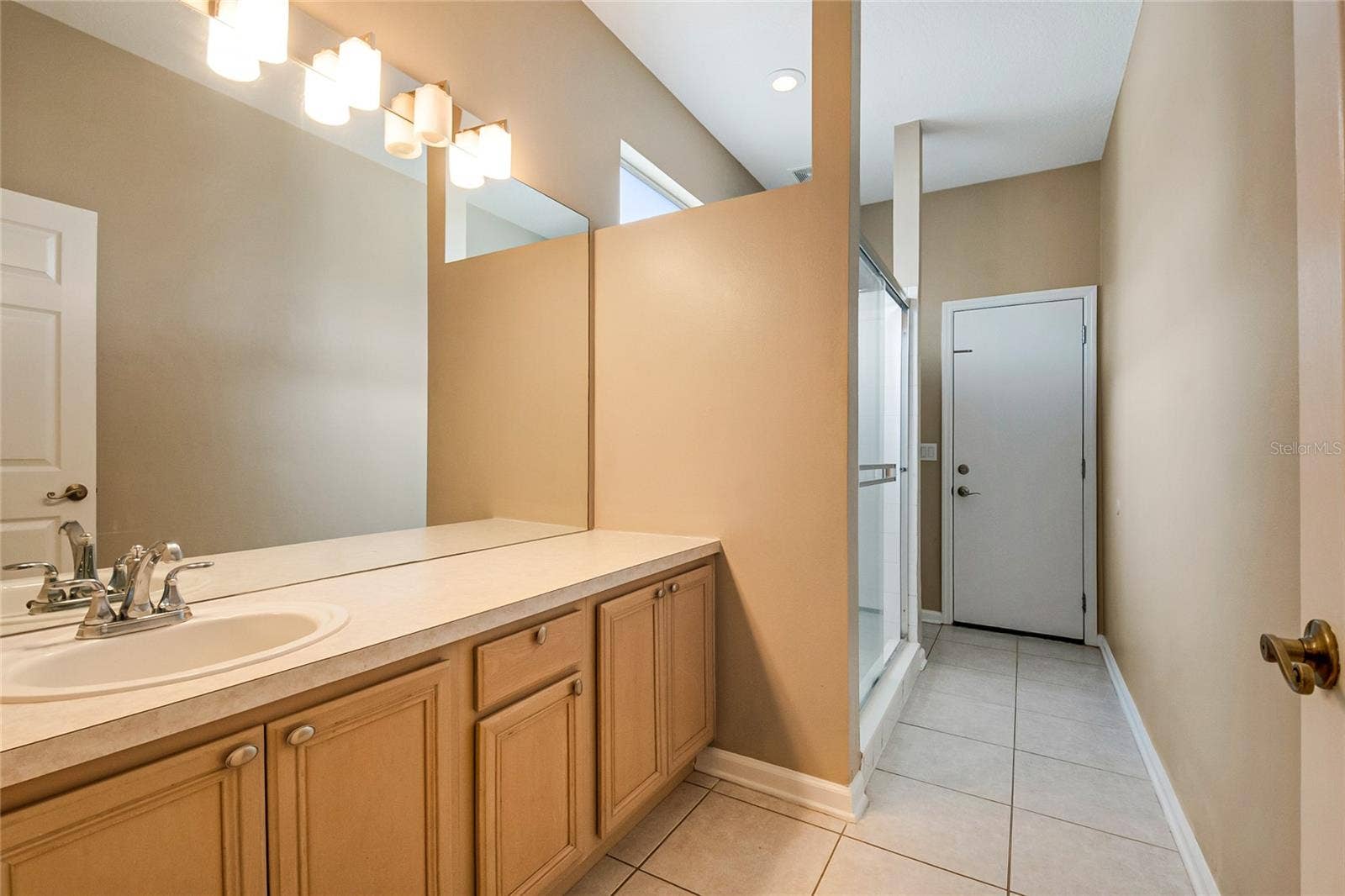 116 OAK GROVE CIRCLE, Lake Mary, FL 32746 Opens to Pool / Pool Area