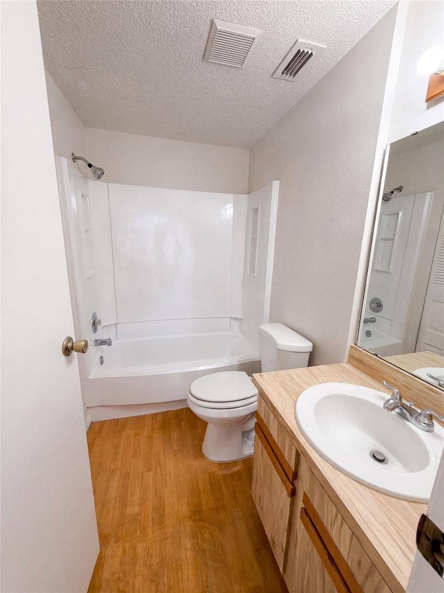 3803 60TH STREET W, Bradenton, FL 34209 3803 60TH STREET W, Bradenton, FL 34209