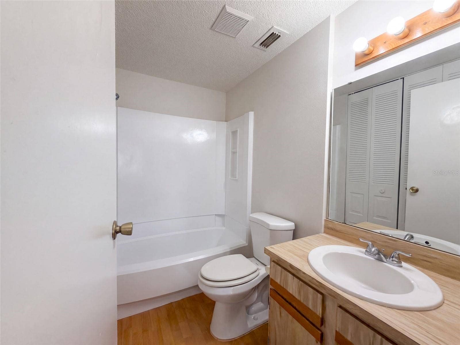 3803 60TH STREET W, Bradenton, FL 34209 3803 60TH STREET W, Bradenton, FL 34209