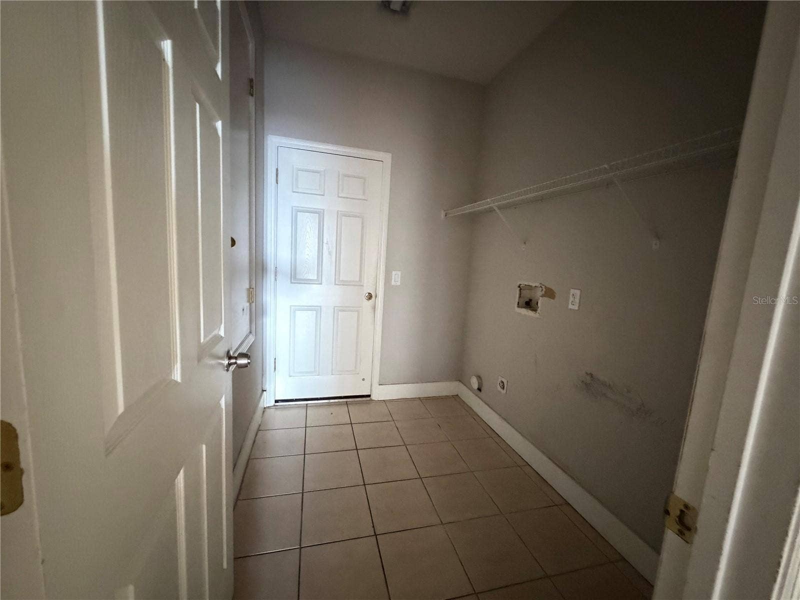 14639 GRAND COVE DRIVE, Orlando, FL 32837 Laundry