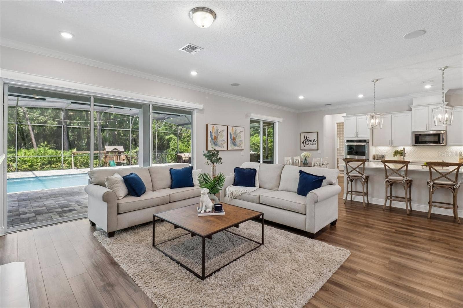 1257 WADING WATERS CIRCLE, Winter Park, FL 32792 Bright & open living areas