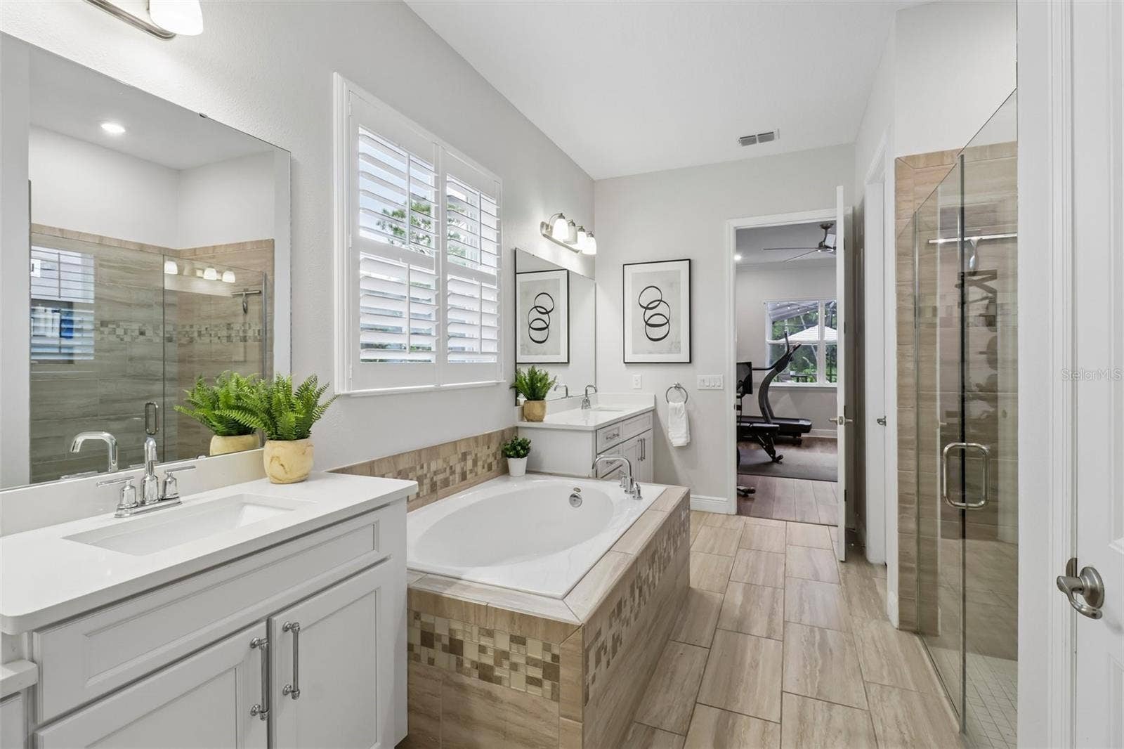 1257 WADING WATERS CIRCLE, Winter Park, FL 32792 En-suite bath