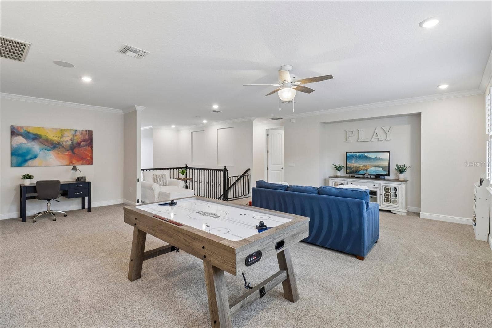 1257 WADING WATERS CIRCLE, Winter Park, FL 32792 Plenty of space in your upstairs loft