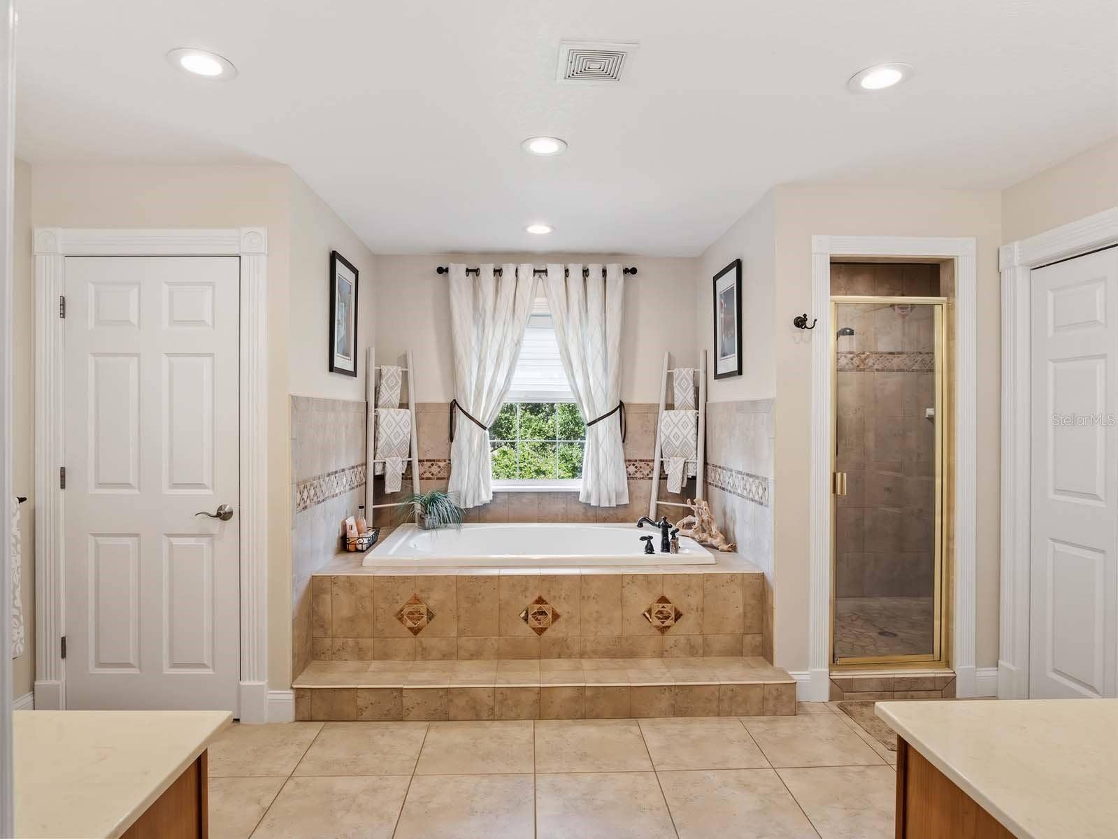 12721 JACOB GRACE COURT, Windermere, FL 34786 Owners Bathroom