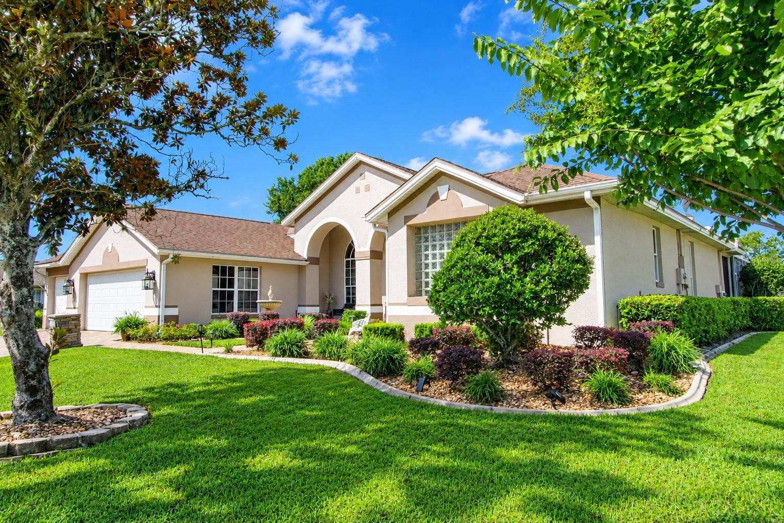 9036 LAUREL RIDGE DRIVE, Mount Dora, FL 32757