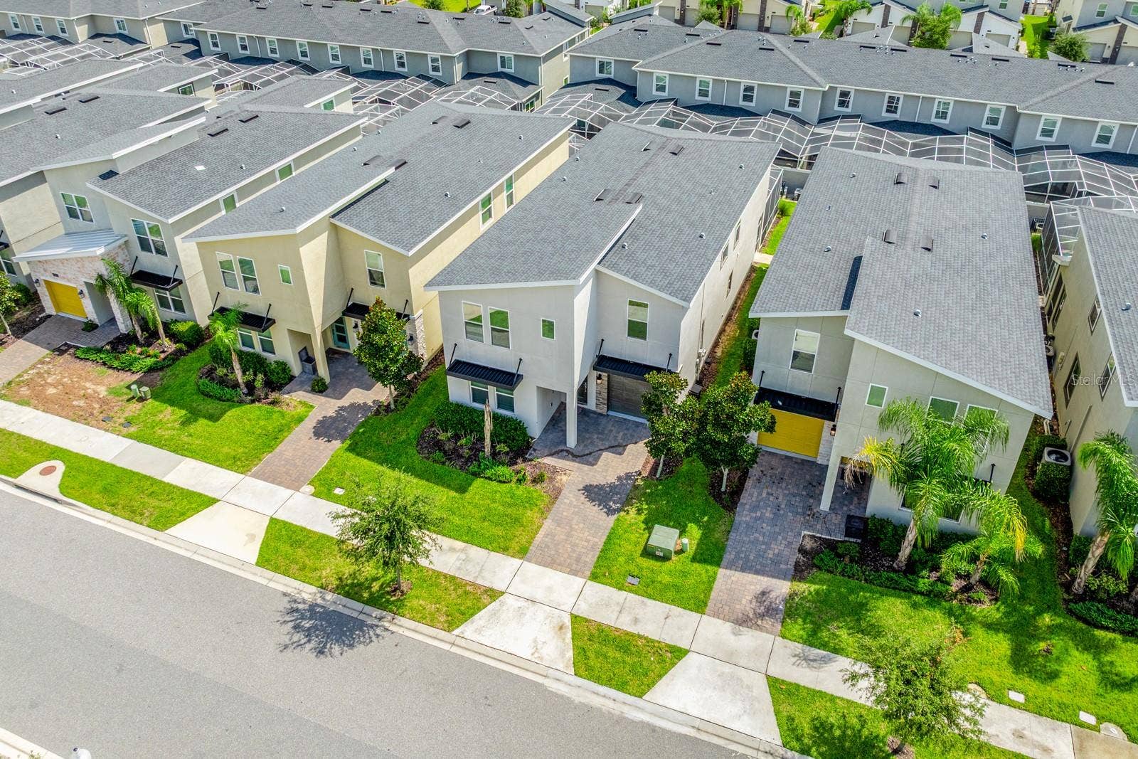1045 LEADER STREET, Davenport, FL 33896 Aerial view of the front the home.
