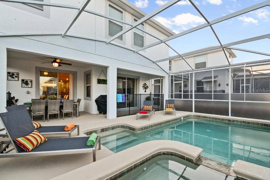 1585 MULLIGAN BOULEVARD, Davenport, FL 33896 1585 MULLIGAN BOULEVARD, Davenport, FL 33896