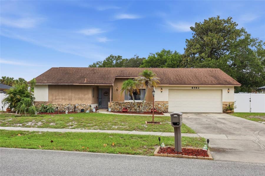 Property photo for 8582 CEDAR COVE DRIVE, Orlando, FL