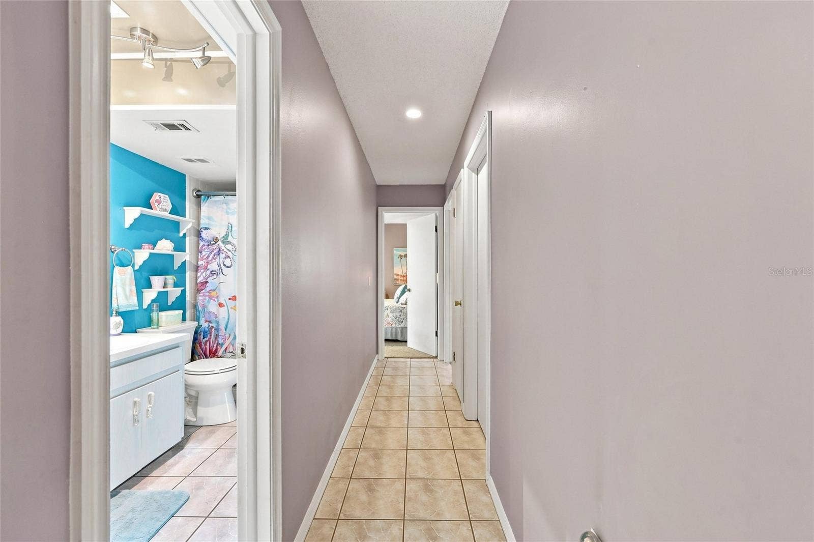 8582 CEDAR COVE DRIVE, Orlando, FL 32819 8582 CEDAR COVE DRIVE, Orlando, FL 32819