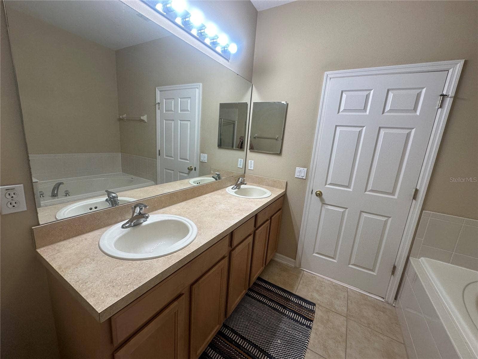 15245 STONEBRIAR WAY, Orlando, FL 32826 15245 STONEBRIAR WAY, Orlando, FL 32826