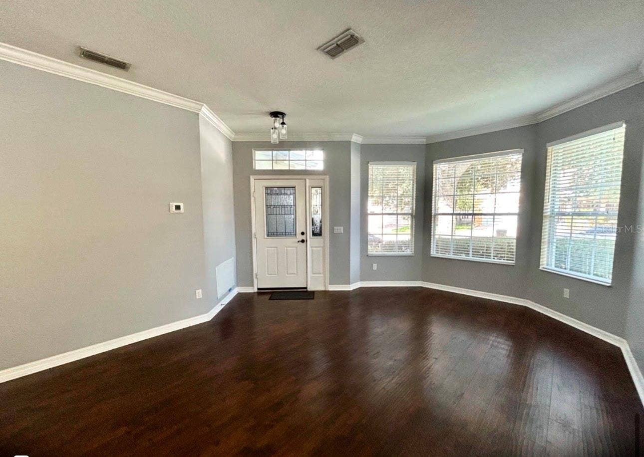 15245 STONEBRIAR WAY, Orlando, FL 32826 Formal Living & Dining Room
