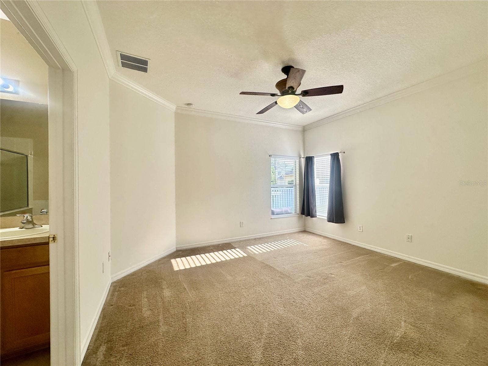 15245 STONEBRIAR WAY, Orlando, FL 32826 Master Bedroom