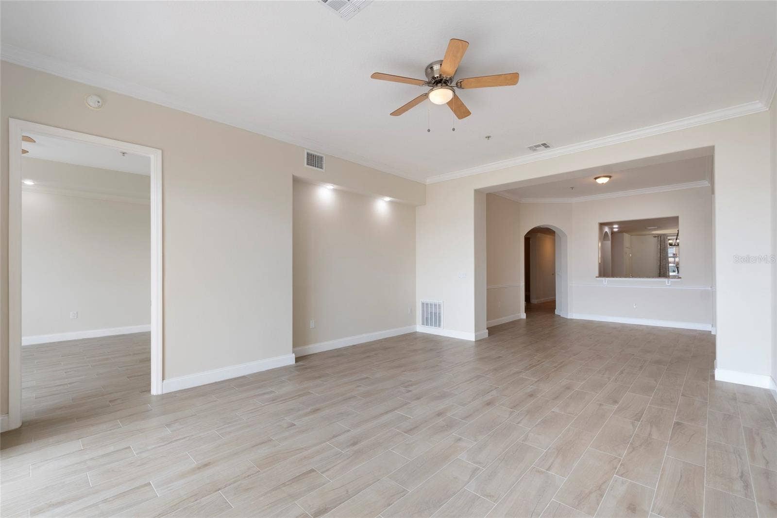 8749 THE ESPLANADE, #5, Orlando, FL 32836 8749 THE ESPLANADE, #5, Orlando, FL 32836