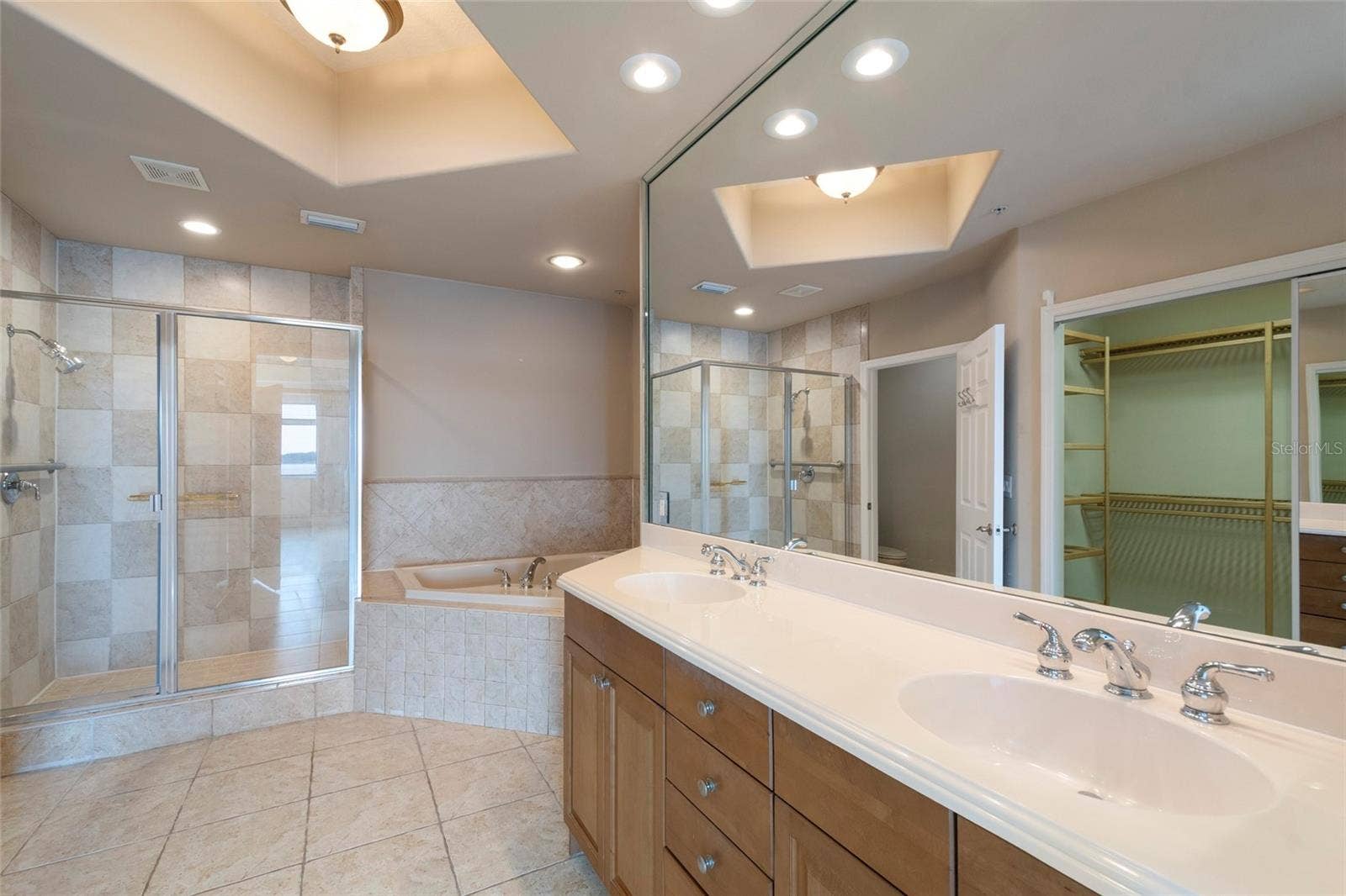8749 THE ESPLANADE, #5, Orlando, FL 32836 Primary Bathroom