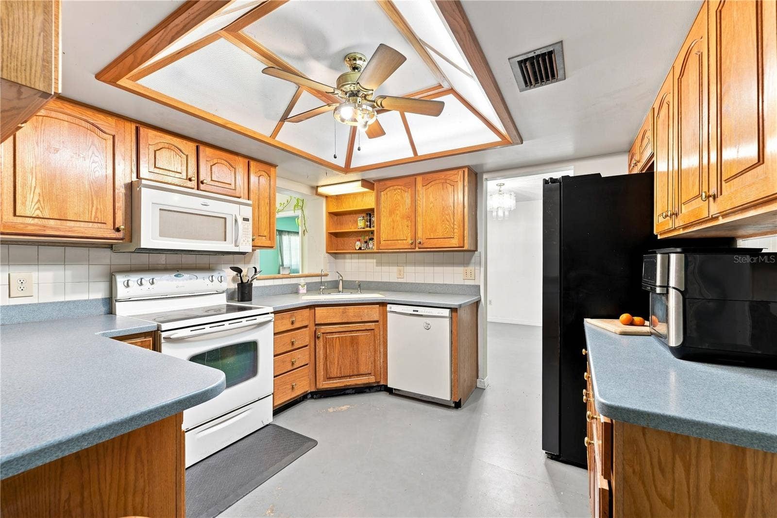 2301 CONIFER AVENUE, Winter Park, FL 32792 2301 CONIFER AVENUE, Winter Park, FL 32792