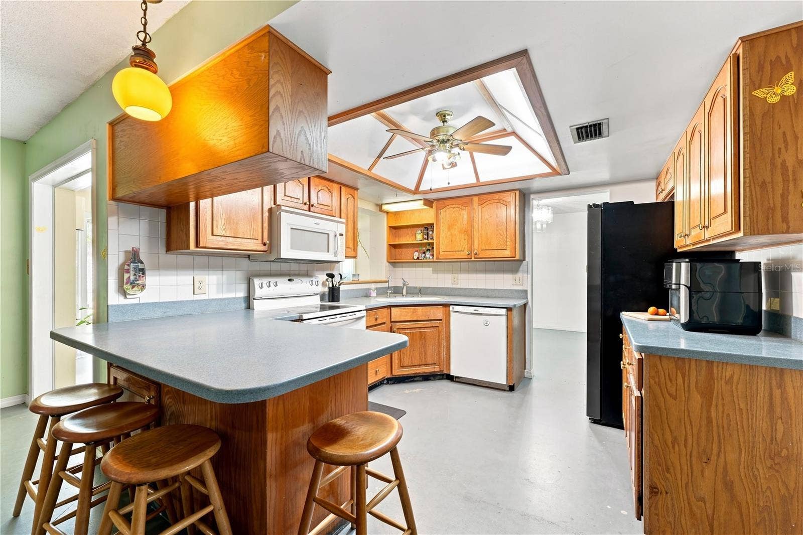 2301 CONIFER AVENUE, Winter Park, FL 32792 2301 CONIFER AVENUE, Winter Park, FL 32792