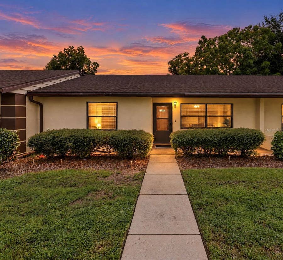 Property photo for 12422 CLUBHOUSE COURT, Tavares, FL