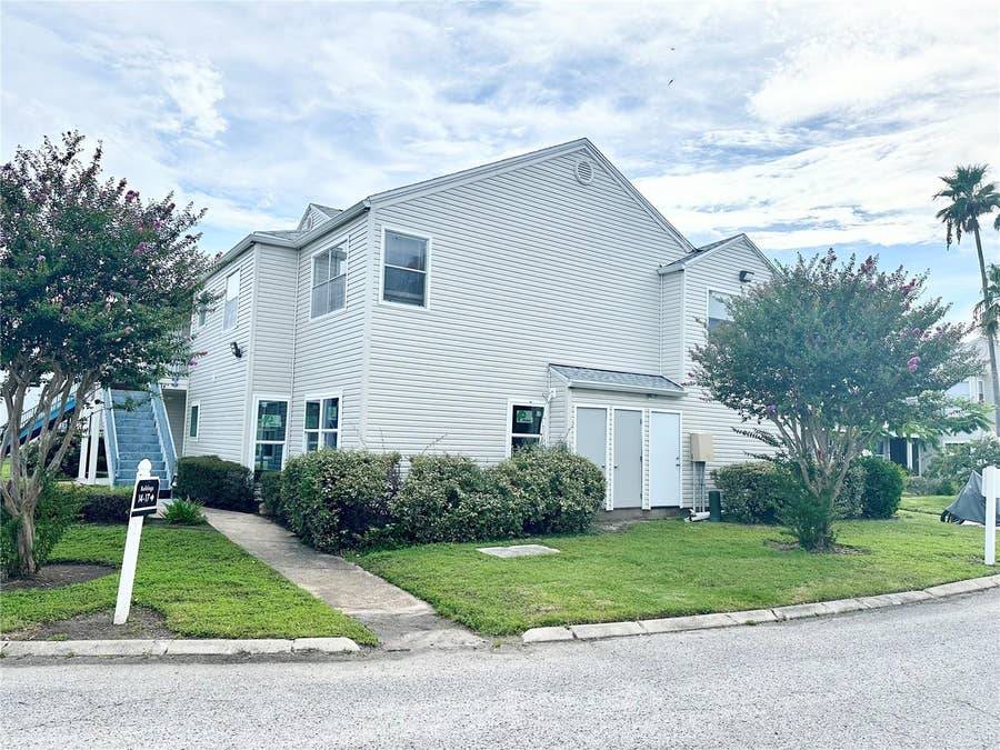 Property photo for 2524 WOODGATE BOULEVARD, #201, Orlando, FL