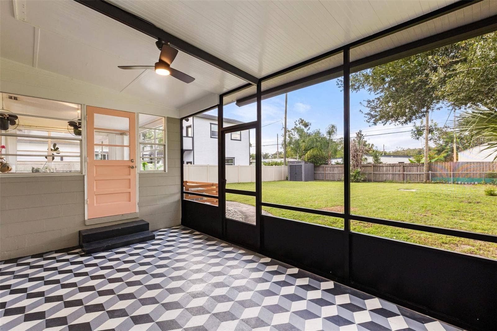 Screened in Patio
