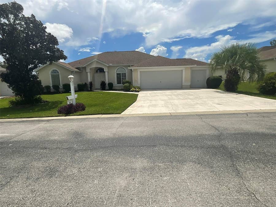 Property photo for 2084 NW 50TH CIRCLE, Ocala, FL