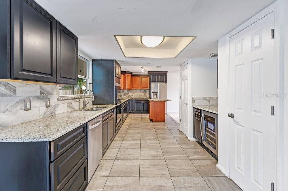 7517 QUAIL RUN COURT, Orlando, FL 32819 7517 QUAIL RUN COURT, Orlando, FL 32819