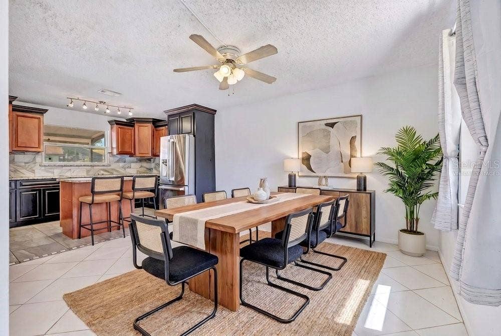 7517 QUAIL RUN COURT, Orlando, FL 32819 virtually staged