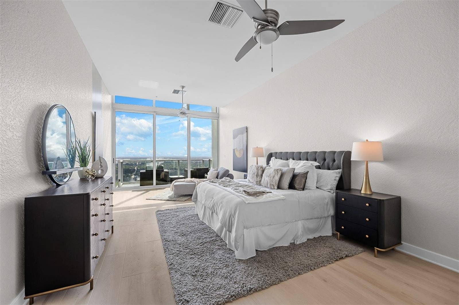 150 E ROBINSON STREET, #3503, Orlando, FL 32801 150 E ROBINSON STREET, #3503, Orlando, FL 32801