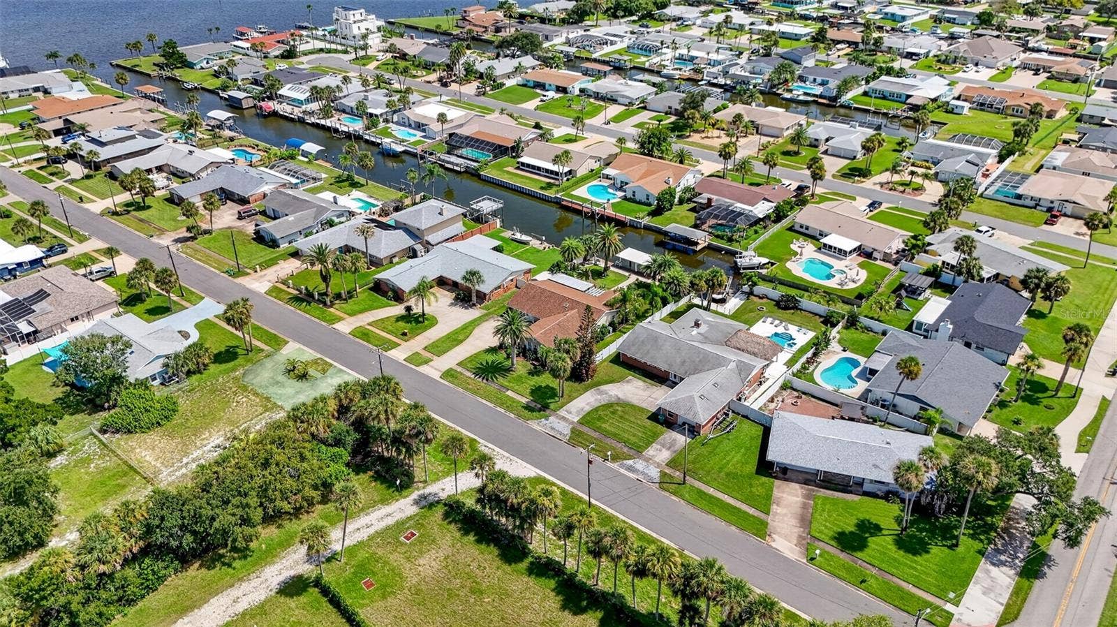 149 SEA ISLE CIRCLE, South Daytona, FL 32119