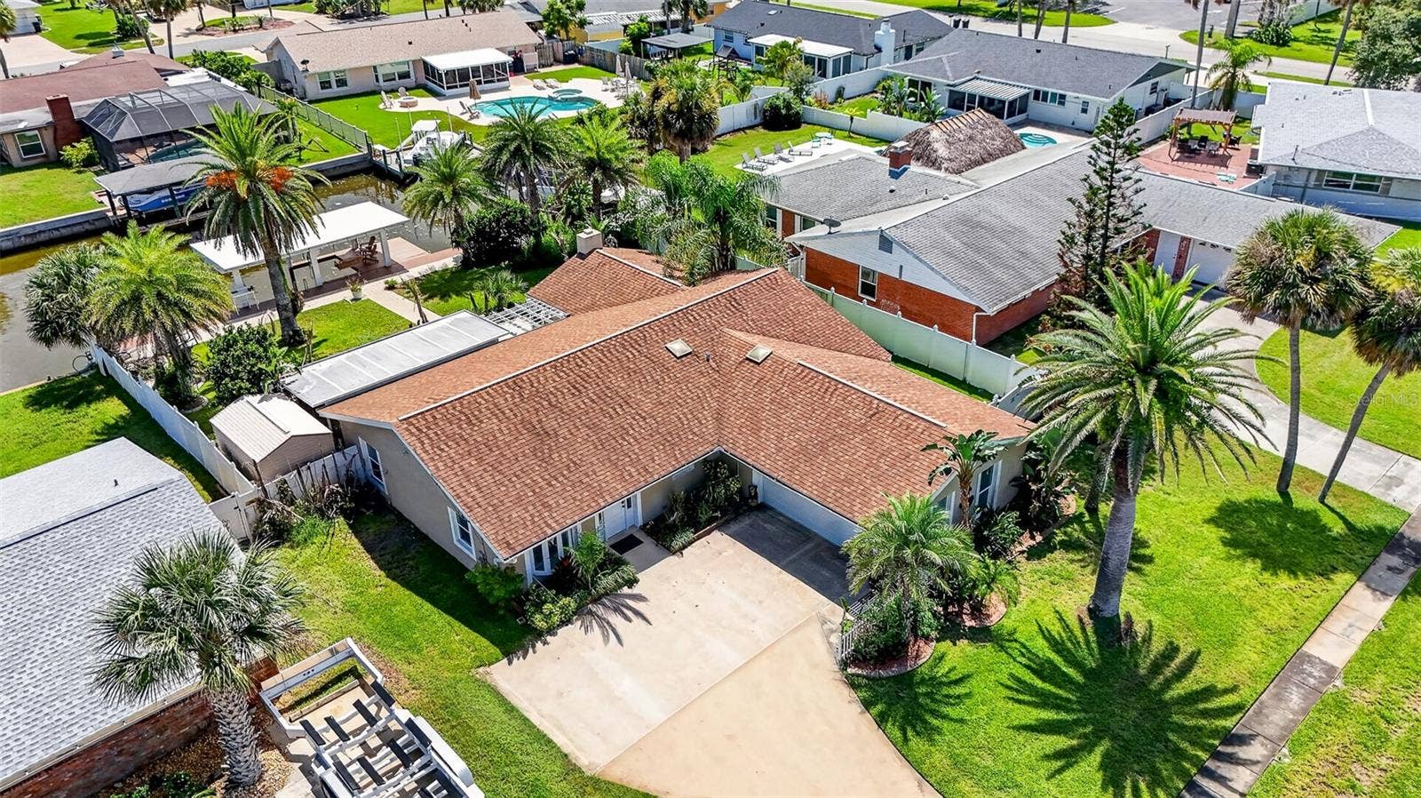149 SEA ISLE CIRCLE, South Daytona, FL 32119