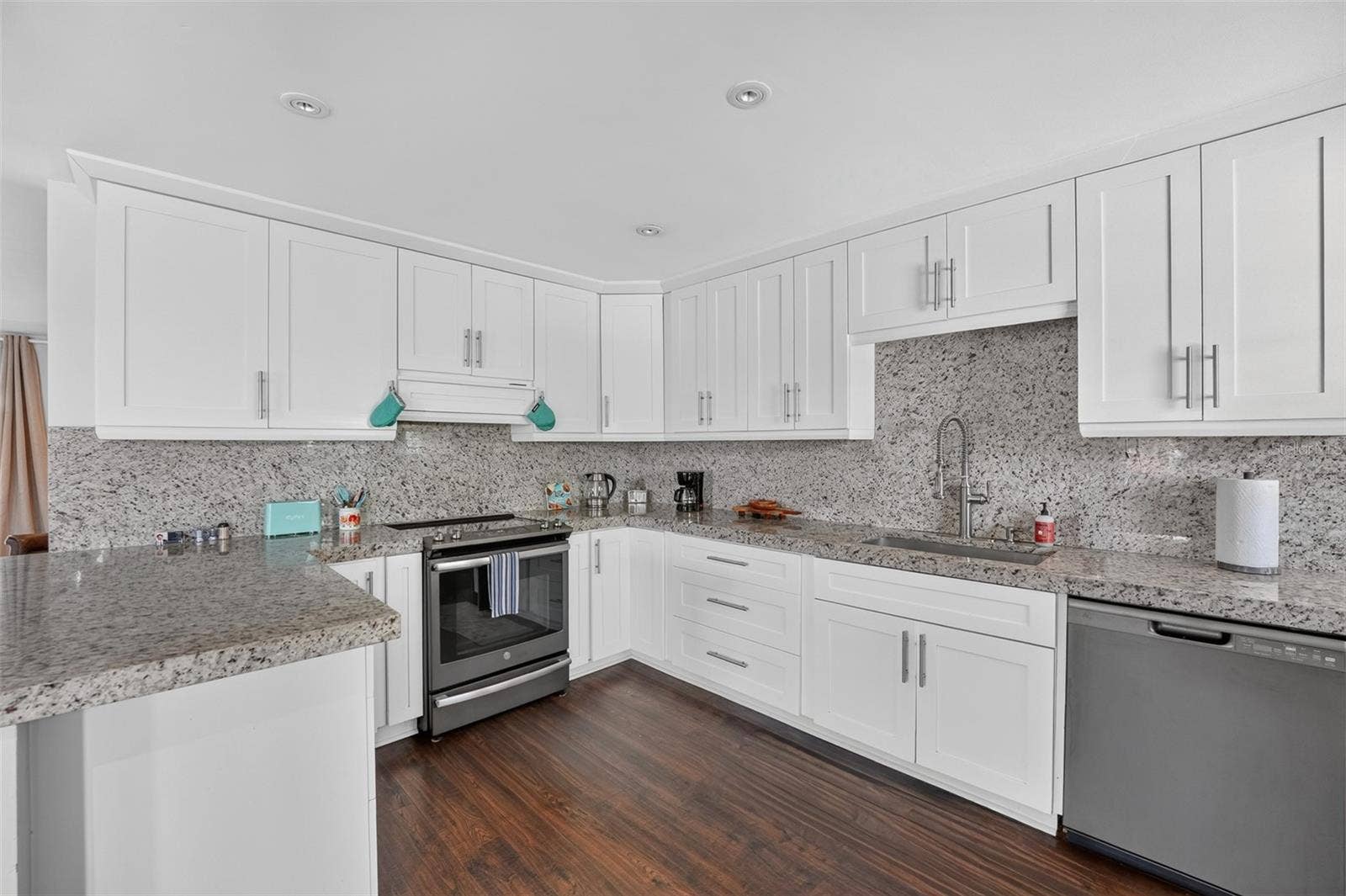 149 SEA ISLE CIRCLE, South Daytona, FL 32119