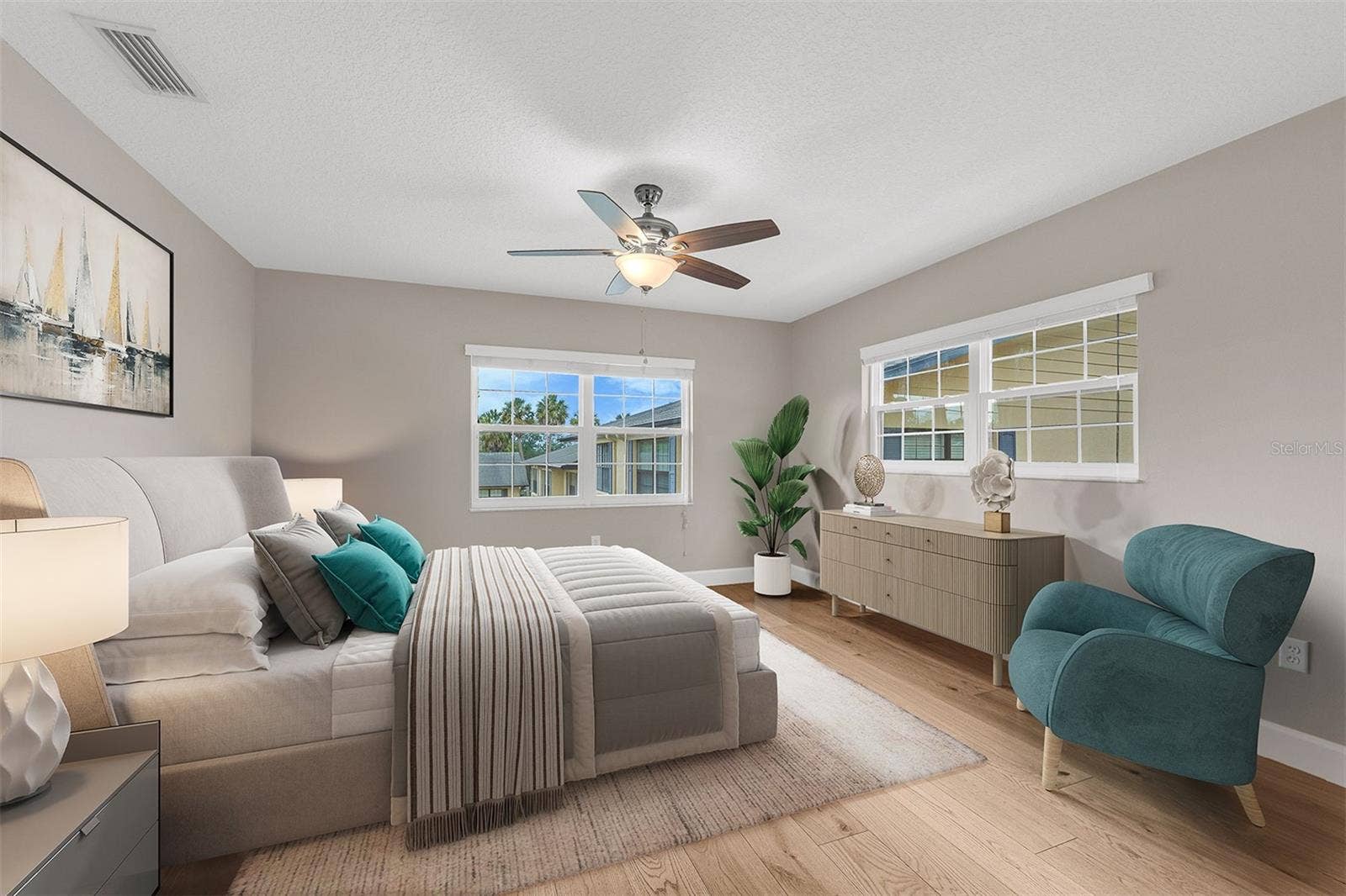 110 N TREMAIN STREET, #209, Mount Dora, FL 32757