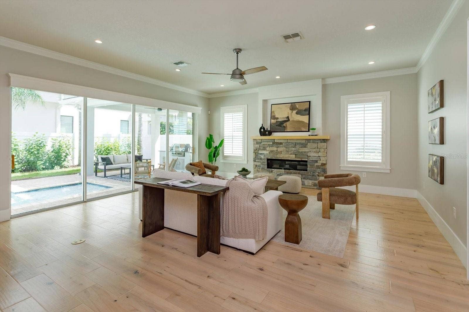533 COUNTRY CLUB DRIVE, Winter Park, FL 32789 Gas fireplace creates a warm and cozy atmosphere in the great room