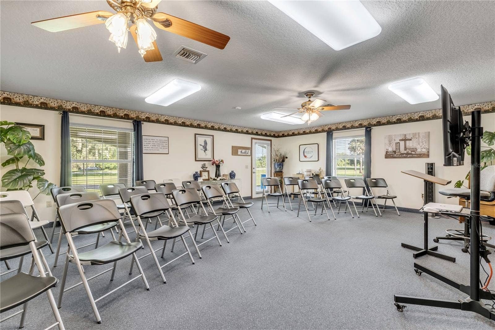 2011 N SPRING GARDEN AVENUE, Deland, FL 32720 2011 N SPRING GARDEN AVENUE, Deland, FL 32720