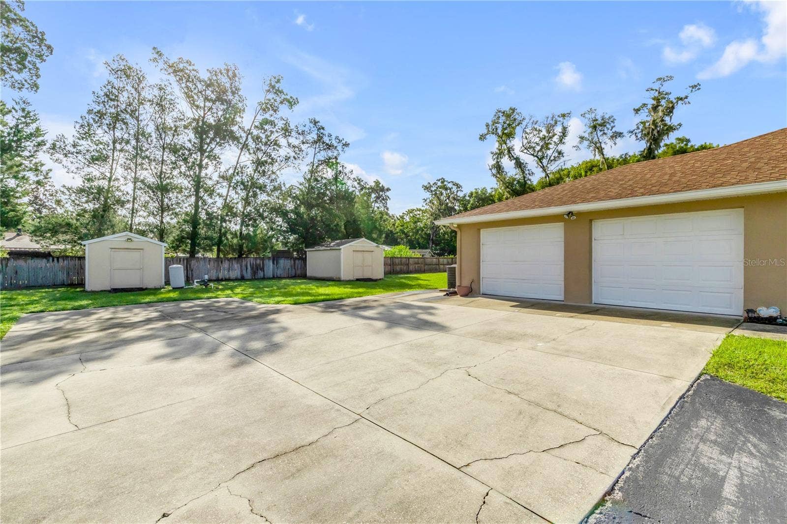2011 N SPRING GARDEN AVENUE, Deland, FL 32720 2011 N SPRING GARDEN AVENUE, Deland, FL 32720